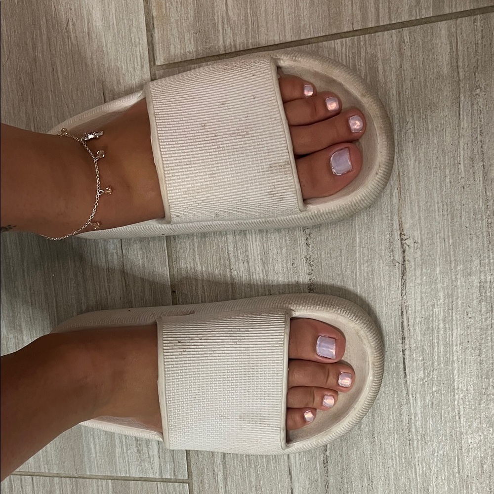 Elegant Cream Slide Slippers for Women